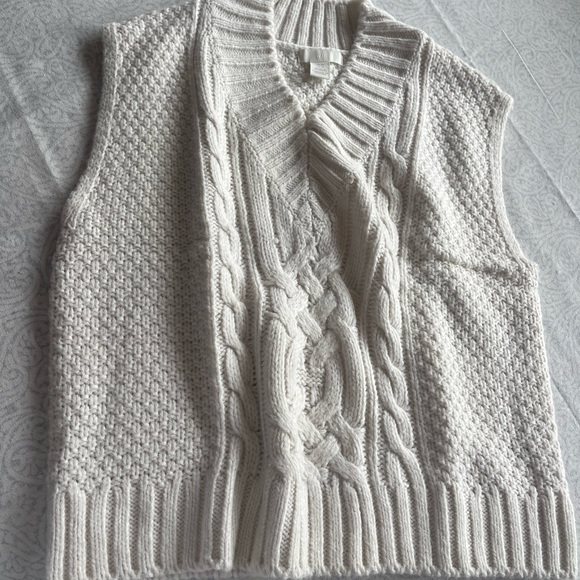 H&M sweater vest - Picture 1 of 4